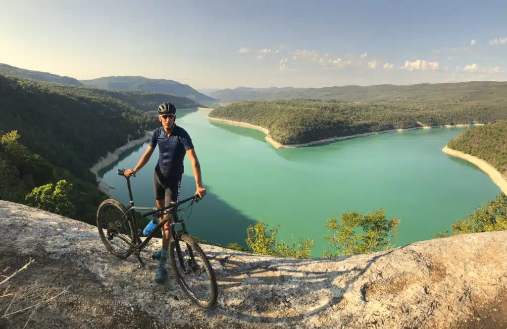 Tour du lac de Vouglans VTT Orgelet