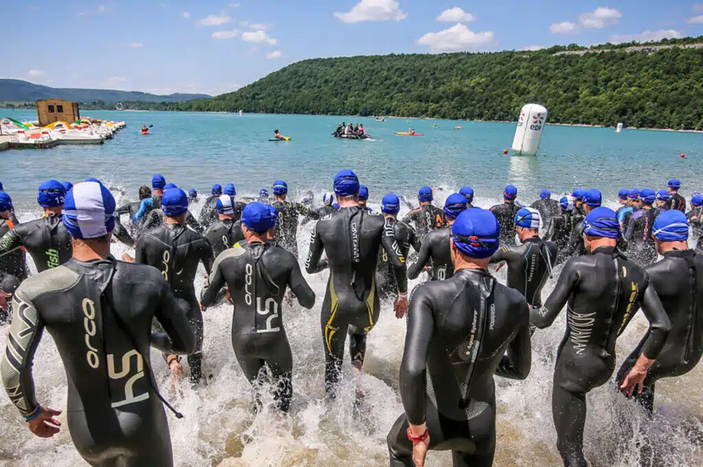 Triathlon Chalain crédit Thierry Sourbier