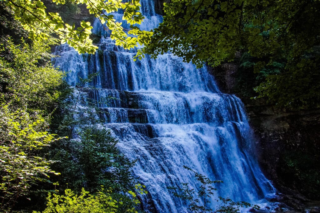 Cascades du Hérisson au printemps - l'Éventail